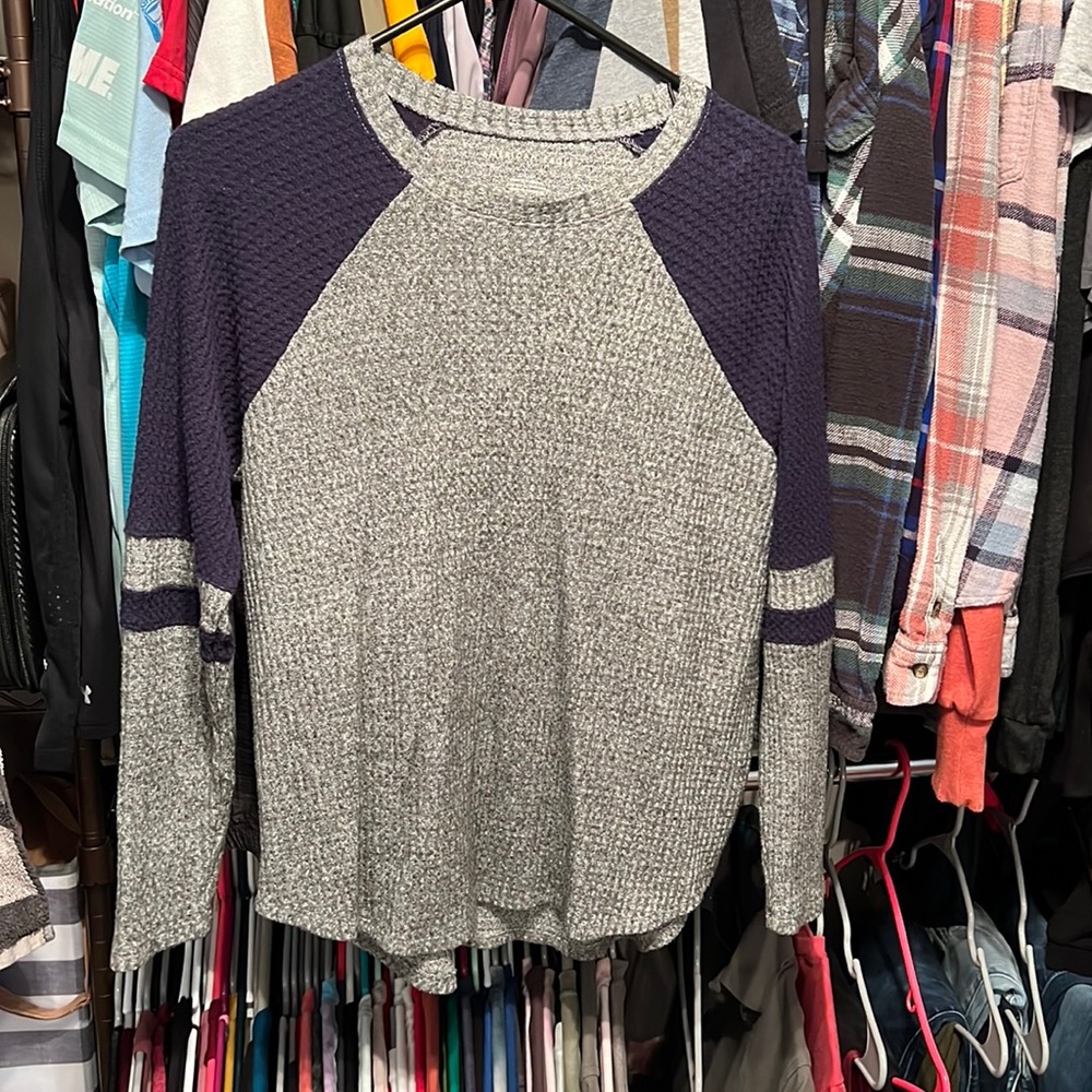American Eagle Shirt long sleeve shirt - small